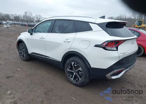 2023 Kia Sportage Hybrid Ex z USA, uszkodzony, nr VIN KNDPVCAG3P7105565
